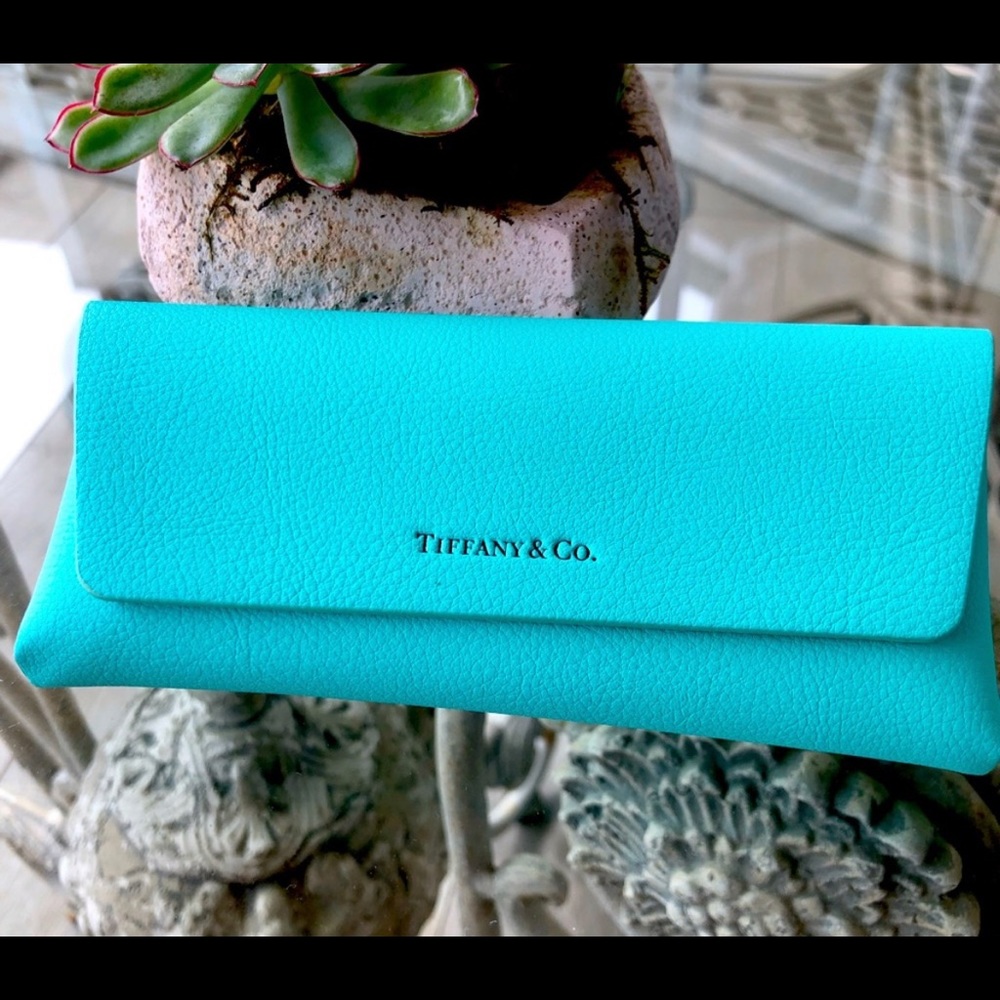 🤍Tiffany’s case🤍
